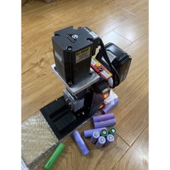 Máy gọt cell pin dùng động cơ ezi servo