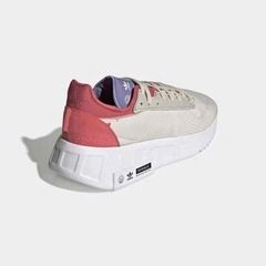Giày Adidas