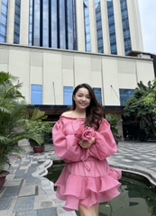 Đầm lửng tay dài có hoa nhún thương hiệu Des Fleurs
