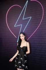 Đầm thiết kế 2 dây thương hiệu Lalla