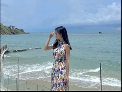 Đầm yếm maxi có dây thắt eo