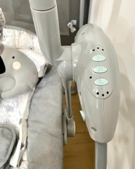 Nôi rung Mother care cho bé sạc điện có phát nhạc