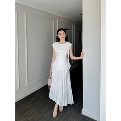 Set áo và chân váy xếp ly thương hiệu Lagom