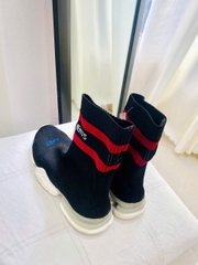 GIÀY THƯƠNG HIỆU VETEME4NTS & REEBOK SOCKS