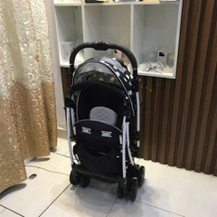 Xe đẩy Aprica Luxuna Bitte 4Cas xoay 360 độ