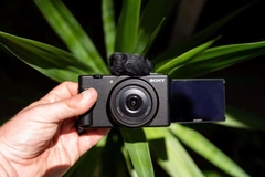 Máy ảnh Sony ZV-1F (Black) | Chính Hãng