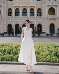 Đầm thương hiệu LARMES