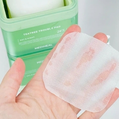 Hộp 100 miếng toner pad Mediheal giúp làm dịu da mụn, cân bằng da Teatree Trouble Pad 180ml