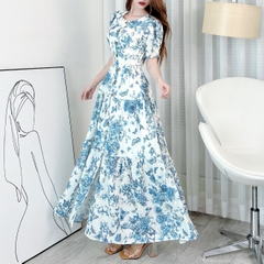 Đầm Maxi Hoa Cổ Tròn Tay Ngắn Đính Nút Dáng Dài Xòe Phối Xẻ Tà Chất Tơ Đũi In Hoa Đi Tiệc MIMIX - EL0