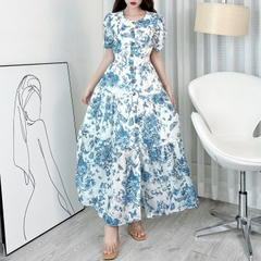Đầm Maxi Hoa Cổ Tròn Tay Ngắn Đính Nút Dáng Dài Xòe Phối Xẻ Tà Chất Tơ Đũi In Hoa Đi Tiệc MIMIX - EL0