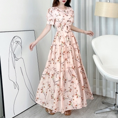 Đầm Maxi Hoa Cổ Tròn Tay Ngắn Đính Nút Dáng Dài Xòe Phối Xẻ Tà Chất Tơ Đũi In Hoa Đi Tiệc MIMIX - EL0