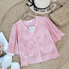 Áo Boi Thêu Dáng Baby Doll Cổ V Tay Ngắn Viền Ren Phối Túi Đi Biển Đi Dạo MIMIX - EJ3