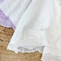Áo Boi Thêu Dáng Baby Doll Cổ V Tay Ngắn Viền Ren Phối Túi Đi Biển Đi Dạo MIMIX - EJ3