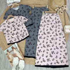 Set Váy Áo Cổ Tròn Tay Ngắn Mix Chân Váy Dáng Dài Hoa Hồng Ép Nhung Chất Chéo Lụa Đi Tiệc Đi Làm MIMIX - EU4
