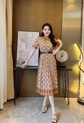 Đầm Sen Bẻ Xếp Ly QC CC