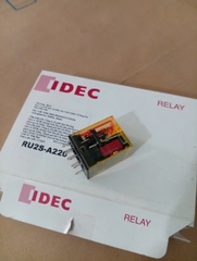 Rơ Le Trung Gian IDEC RU2S-A220 8 Chân Dẹt 220V AC 10A – Hoạt Động Ổn Định, Độ Bền Cao