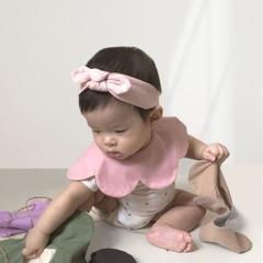 Yếm Cổ Tròn Jumysie - Chất vải cotton mềm mịn