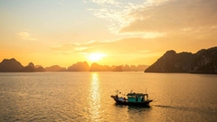 Hà Nội City Tour - Tràng An - Bái Đính - Du thuyền 5 sao Hạ Long cao cấp 5N4Đ
