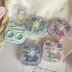 Khay Đựng 2 Đôi Lens Charm Hoa Nổi Nắp Gioăng Cao Su