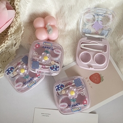 Khay Đựng 2 Đôi Lens Charm Hoa Nổi Nắp Gioăng Cao Su