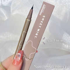 Bút Kẻ Mắt Không Trôi Sweet Mint