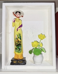 Tượng Cô Gái Việt Nam Mặc Áo Dài