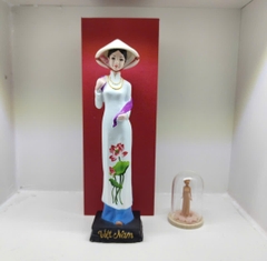 Tượng Cô Gái Việt Nam Mặc Áo Dài