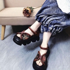 Giày Sandal  Thêu Đế Dày Velcro Miệng Cá Cổ Lớp Đầu Tiên Da Bò giày Nữ Mùa Hè Phong Cách Phong Cách Dân Tộc