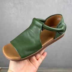 Sandal nữ da thật, miệng cá đế thấp. Phong cách hiện đại, cá tính thích hợp mùa hè.