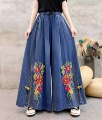 Quần jean nữ thêu, cạp chun, ống rộng - phong cách mới hiện đại, cá tính.