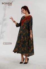 Váy dài thân chữ A, Họa tiết hoa, phù hợp lứa tuổi trung niên phong cách quí phái