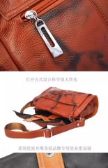 Túi đeo vai da da bò chính hãng chắc chắn là một sự đầu tư tuyệt vời cho phong cách thời trang của bạn.