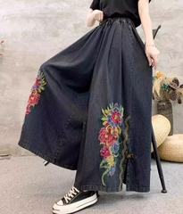 Quần jean nữ thêu, cạp chun, ống rộng - phong cách mới hiện đại, cá tính.