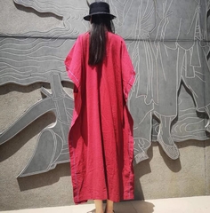 Chiếc váy nhà L U S A bằng vải cotton và vải lanh cổ điển kiểu áo choàng rộng, váy dài