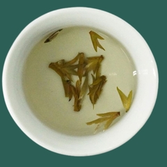 Bạch Trà Dã Sinh Thượng Hạng