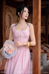 Đầm Caroline dài cổ vuông
