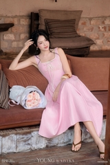 Đầm Caroline dài cổ vuông