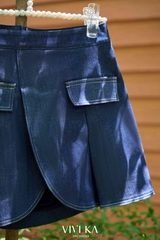 Chân váy xếp ly xẻ đắp