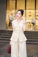 LUCIA GILET