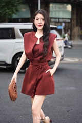 Set jumpsuit Historia + áo dây croptop tay chờm