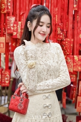 Set áo ren tay dài + chân váy kết nơ