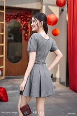 Set Gelos áo croptop đính cườm+chân váy xếp ly