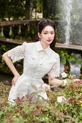Jumpsuit ren dập nổi họa tiết