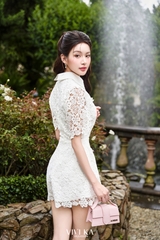 Jumpsuit ren dập nổi họa tiết