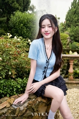 Áo dệt kim cổ V tay lửng