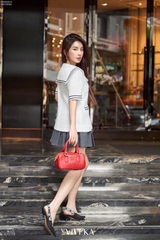 Chân váy xếp ly bản to
