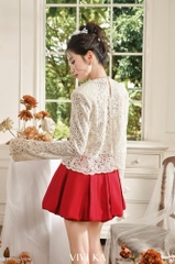 Áo Emberly ren hoa cổ tròn tay dài