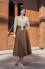 Áo Violet sơ mi đính hoa cravat