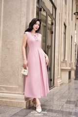 Đầm Dora cổ sát nách đính hoa cổ tròn