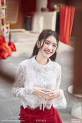 Áo Maggie phối ren hoa dài tay